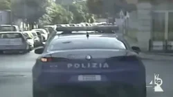 Cronaca, la polizia interviene per due episodi di spaccio di stupefacenti Cronaca, la polizia interviene per due episodi di spaccio di stupefacenti