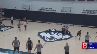 Khamenia fitting right in with new UConn men's basketball teammates