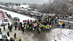  UTRUDNIENIA NA ZAKOPIANCE – GŁOGOCZÓW W Głogoczowie trwa protest mieszkańców. 
