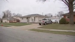 Установлена ​​личность мужчины, убитого с ножом на северо-западе Индианы, чья жена получила крити...