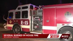 В доме в Джексоне был умышленно устроен пожар; несколько человек получили незначительные ожоги, с... В доме в Джексоне был умышленно устроен пожар; несколько человек получили незначительные ожоги, с...