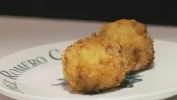 Así se elaboran en 'Salino' las croquetas premiadas como las mejores de España, en Retiro