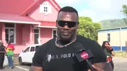 Депутат от округа Тунапуна Роджер Александр организовал карнавальное шоу Carnival Burnout.