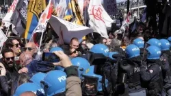 Venedik'te halk kente 'giriş ücreti' uygulamasını protesto etti