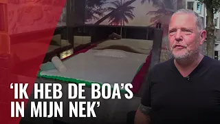 Zijn deze vlaggen voor 'stoute' massagesalon te 'juicy'?