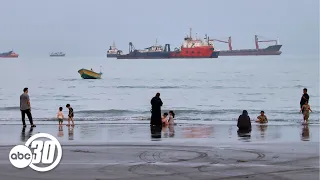 Trump threatens Oman as it works with Iran on Strait of Hormuz deal