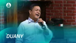 Duany canta sucesso "Luz da Minha Vida" no palco da TV Aparecida | Terra da Padroeira