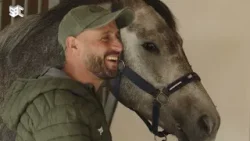 مدرب الخيول الأردني شكيب القباني يستعرض تفاصيل عن الخيل وآلية التعامل معها.