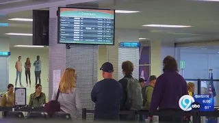 New Syracuse airport programs allows non-travelers to accompany people past security checkpoint