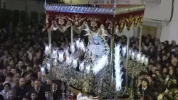 Tradición y fervor en Torredonjimeno con "las corrías" de la Dolorosa