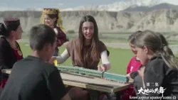 Шинжаң кенен жергеси 2-бөлүк（Кенен жергеде ырашкер жашоо 2）// Жуңго Шинжаң радио теле станциясы