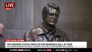 Tom Osborne statue unveiled for Nebraska Hall of Fame