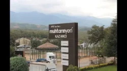 BOSNA’DAN KAZANCI KÖYÜ’NE UZANAN AİLE LEZZETİ: MUHTARIN YERİ KAZANCI