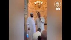 مُدرب #مولودية الجزائر #باتريس_بومال يُعلن إسلامه في أحدِ مساجد #العاصمة ويُغيّر اسمه إلى "أمير"