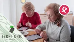 Los mayores de Tiétar rompen la brecha digital | Territorio Extremadura