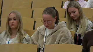 Październik miesiącem świadomości raka piersi - „czas ma kluczowe znaczenie”