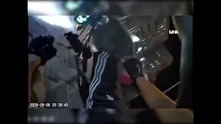 Motosikletle Otomobil Çarpıştı!