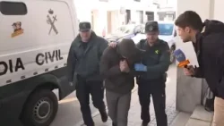 В Испании священник и его романтический партнер арестованы за незаконную торговлю Виагрой