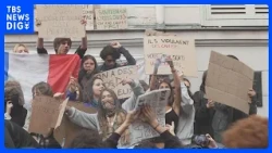 "No Math Teachers! Rats in the Hallways..." Around 260,000 High School Students Protest Across Fr...