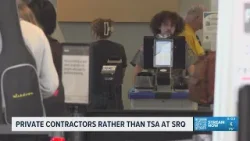 В аэропорту Сарасоты для проверки пассажиров используются частные подрядчики, а не агенты TSA.