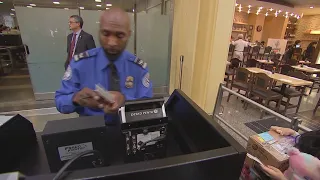 Trump administration preparing to revoke 200,000 business and tourism visas