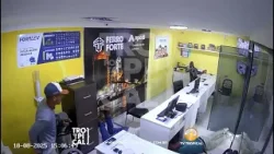 Vídeo flagra assalto em loja de material de construção