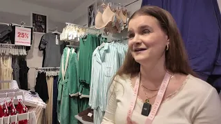 Hun åbnede butikken den 12  marts 2026