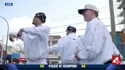 Смотрите полную запись парада в честь победы Мичиганского баскетбольного чемпионата.