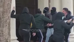 Vetëm dy javë pezullim, rikthehen në detyrë efektivët e dyshuar për th*erjen e këmbës së qytetarit
