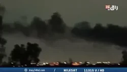 اعمدة الدخان تتصاعد من داخل قاعدة فكتوريا بعد استهدافها بالمسيرات اعمدة الدخان تتصاعد من داخل قاعدة فكتوريا بعد استهدافها بالمسيرات