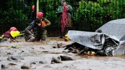Chili : Santiago sous les eaux après de violentes pluies et des coulées de boue