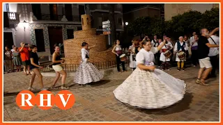 Albalat de la Ribera reviu la seua tradició amb la XXII Dansà dels Sants de la Pedra
