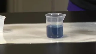 SCIENCE SUNDAY: The oscillating iodine clock reaction
