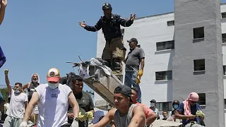 Starkes Beben in Kolumbien: Helfer suchen in Cali in den Trümmern