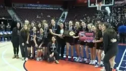 Команда North Branford обыграла команду Innovation и завоевала титул чемпиона штата по баскетболу...