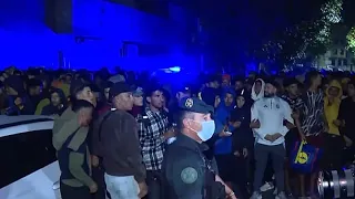 Tensão e tiros de aviso na transferência de milhares de migrantes das praias para o porto de Ceuta
