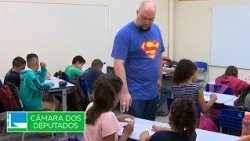 Dia do Professor: conquistas e desafios na trajetória de mais de dois milhões de professores - 15/10
