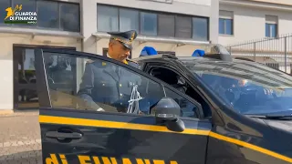 Cancelleria a basso costo grazie ad una frode: maxi sequestro