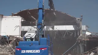 Goodbye to the historic “Liscio Più”