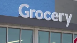 Законопроект направлен на введение налога на продукты питания, поскольку семьи сталкиваются с рос...