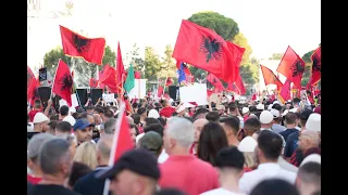 “Rama duhet të ike nga ky vend, nuk përfaqëson shumicën e qytetarëve”-Igli Cara