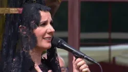 Diana Navarro canta a la Trinidad