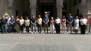 Minut de silenci en memòria de les víctimes de l'incendi forestal d'Almeria