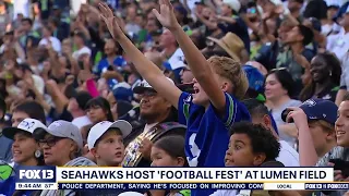 Football Fest brings fans closer to Seahawks squad