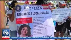 Marchan en Chilpancingo para exigir avances en la búsqueda de alumna de la UAGro desaparecida