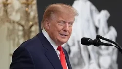 Trump anuncia que EE.UU. importará diésel ruso para abaratar los precios