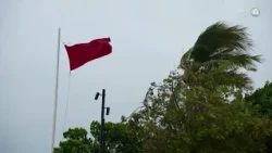Risk zones in Jalisco evacuated as "Simón" approaches