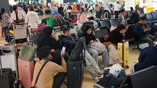Indonésia: passageiros enfrentam caos nos voos após erupção do Anak Krakatau