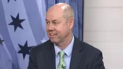 Пэт Хайнс подводит итоги победы на праймериз Демократической партии на выборах оценщика округа Кук.