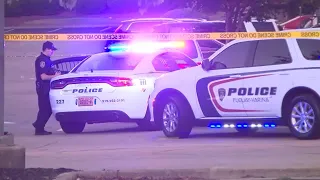 Zaxby's employee charged with murder held without bond